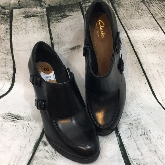 Clarks Shoes - NWT Clarks Artisan Block heel shoes